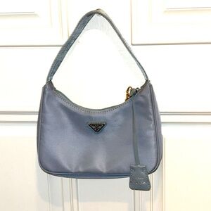 Prada Classic Re-Nylon Prada Re-Edition 2000 mini-bag Baby Blue